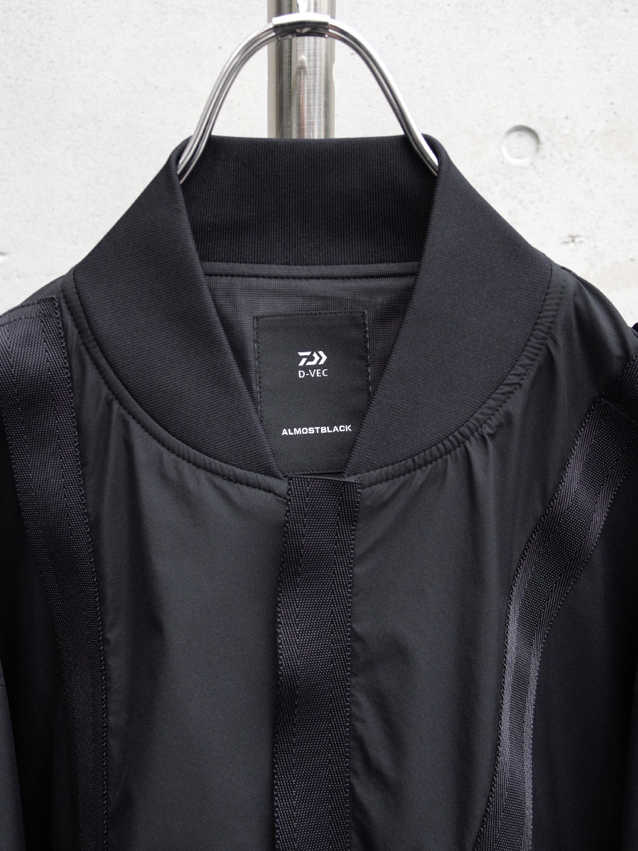 25AW D-VEC × ALMOSTBLACK ディーベック オールモストブラック