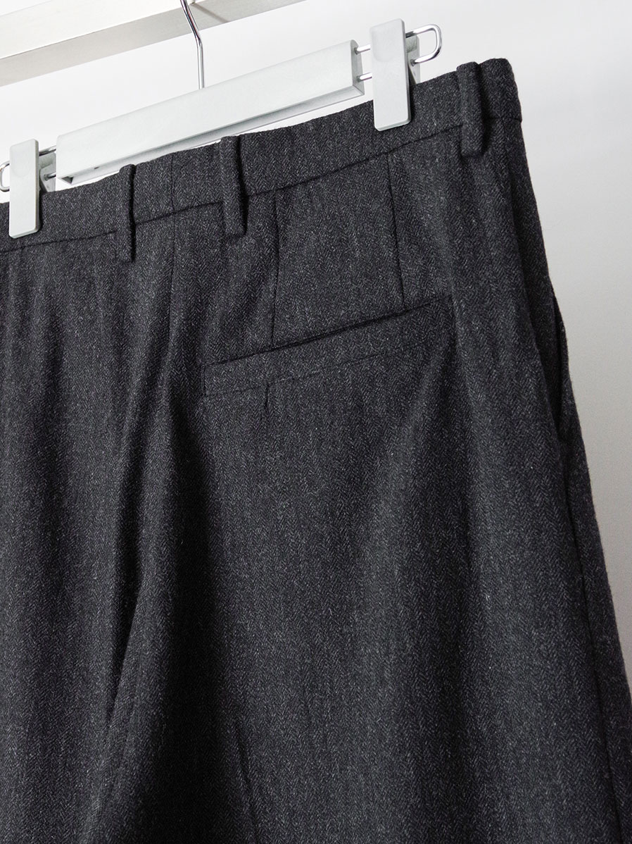 Masu スラックス MASU スラックス 「MASU」TUCKED WIDE TROUSERS メンズ